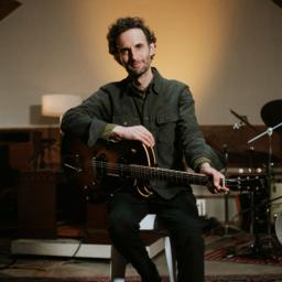 Julian Lage